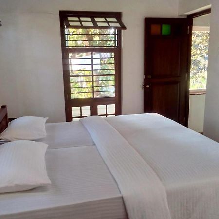 Adri Chembra Hostel Meppādi Εξωτερικό φωτογραφία