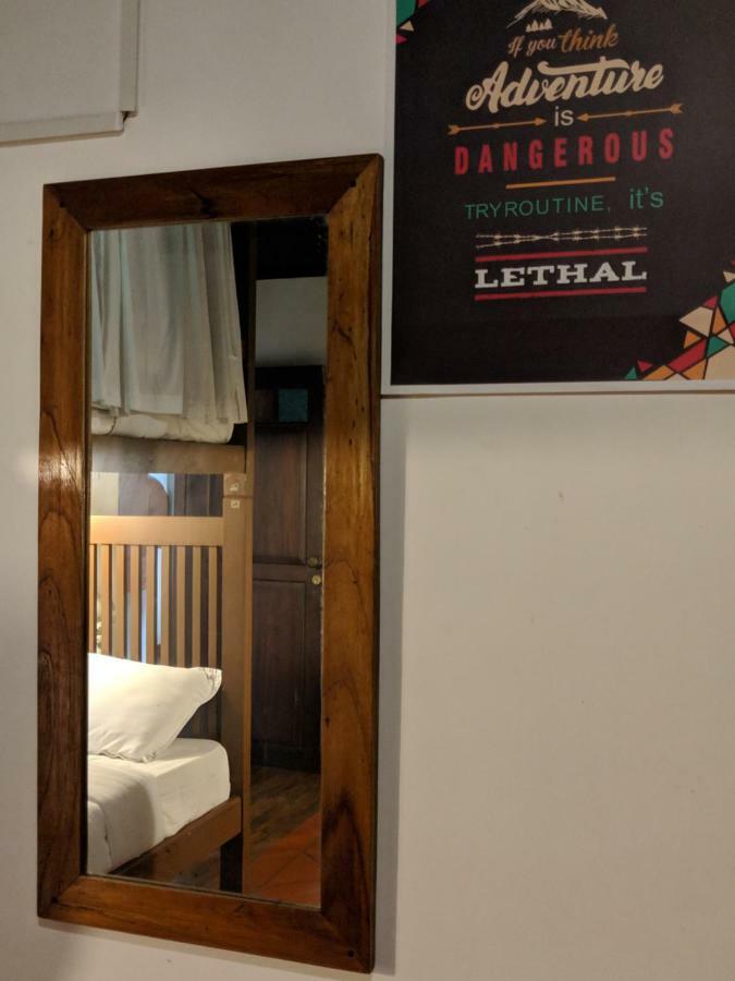 Adri Chembra Hostel Meppādi Εξωτερικό φωτογραφία