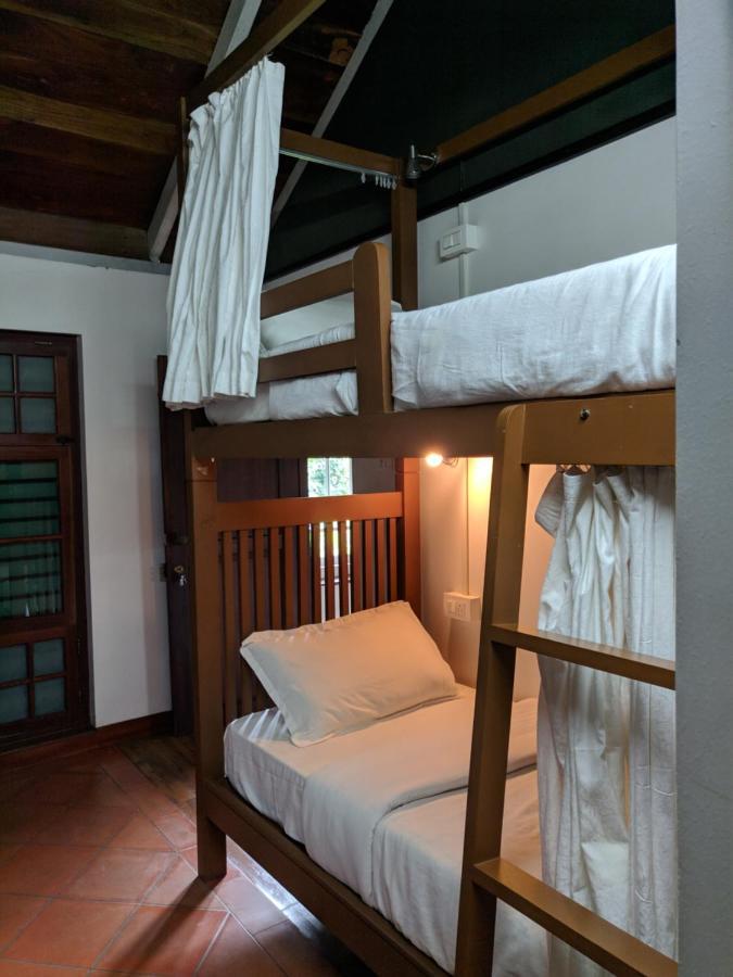 Adri Chembra Hostel Meppādi Εξωτερικό φωτογραφία